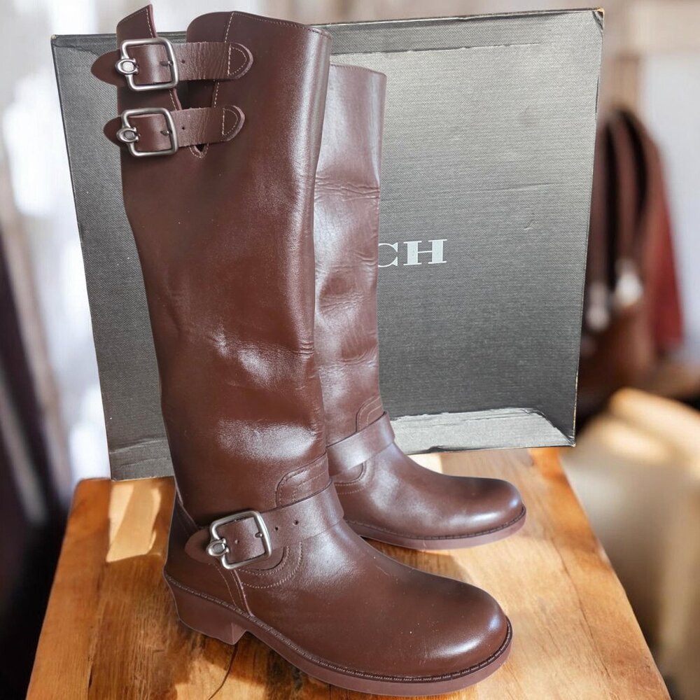NIB COACH DARIA (7B) Maple  Leather Buckled Tall Moto Boots